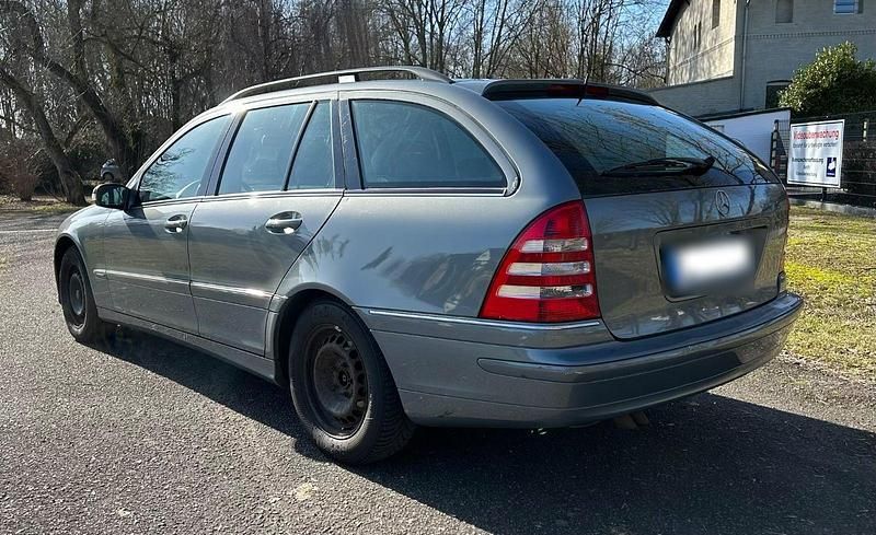 Gebraucht Mercedes C180 Elegance 143 PS (105 kW) 2005 Grau Kombi