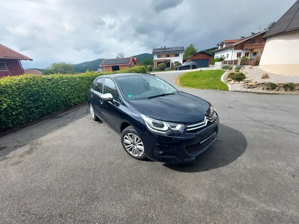 Gebraucht Citroën C4 PureTech 131 PS (96 kW) 2016 Blau Limousine