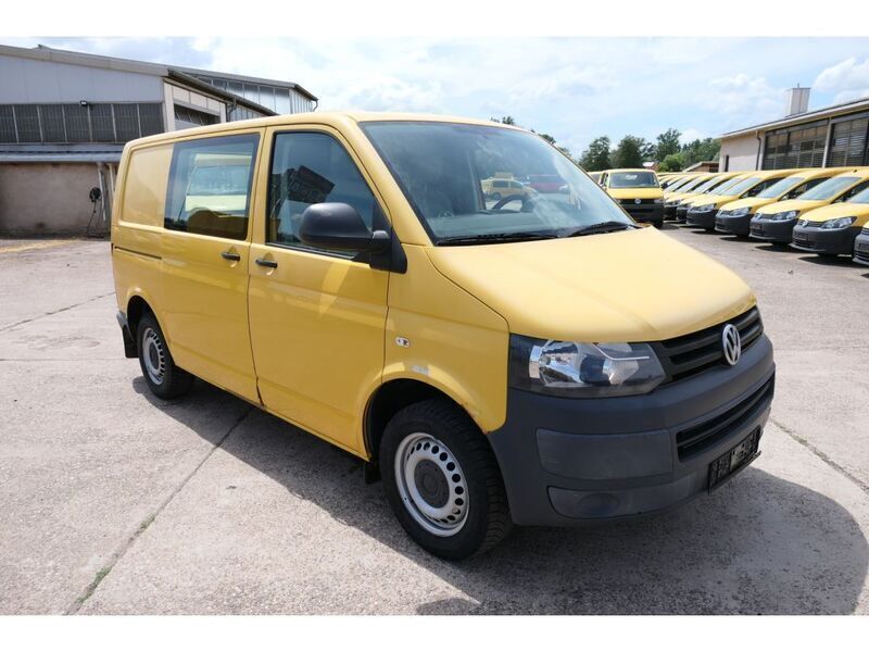 Gebraucht VW T5 84 PS (61 kW) 2010 Ginstergelb r1032 Van