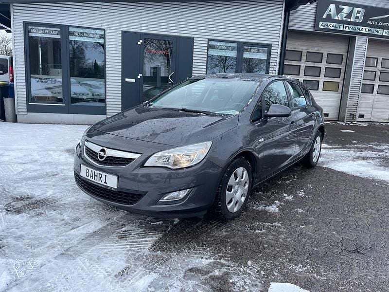 Gebraucht Opel Astra Edition 116 PS (85 kW) 2010 Grau Limousine