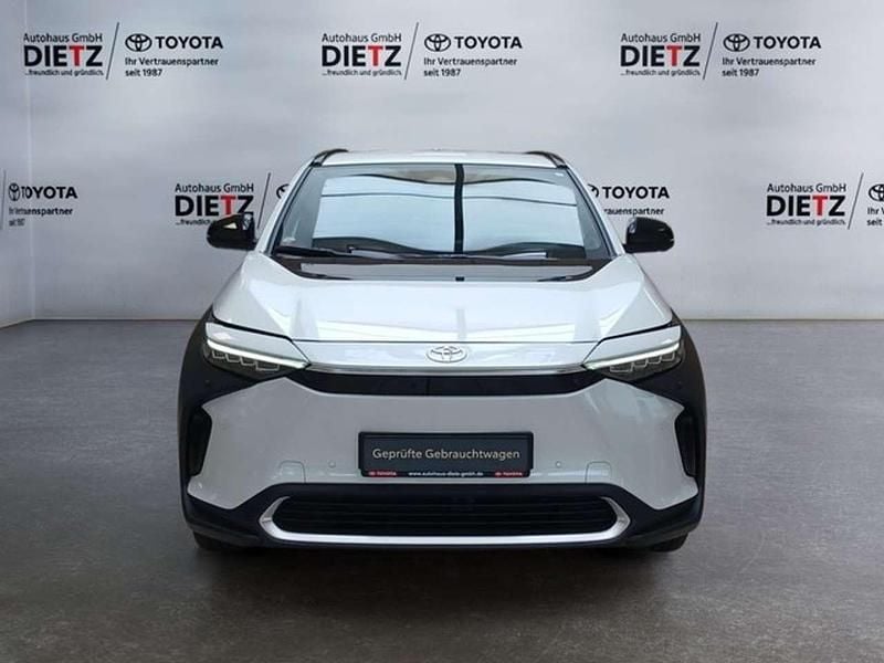 Gebraucht Toyota bZ4X Comfort 150 kW (204 PS) 2023 Weiß SUV