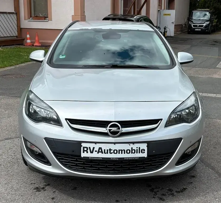 Gebraucht Opel Astra Style 136 PS (100 kW) 2015 Silber Kombi
