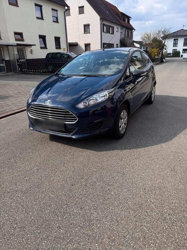 Gebraucht Ford Fiesta 82 PS (60 kW) 2013 Blau Kleinwagen