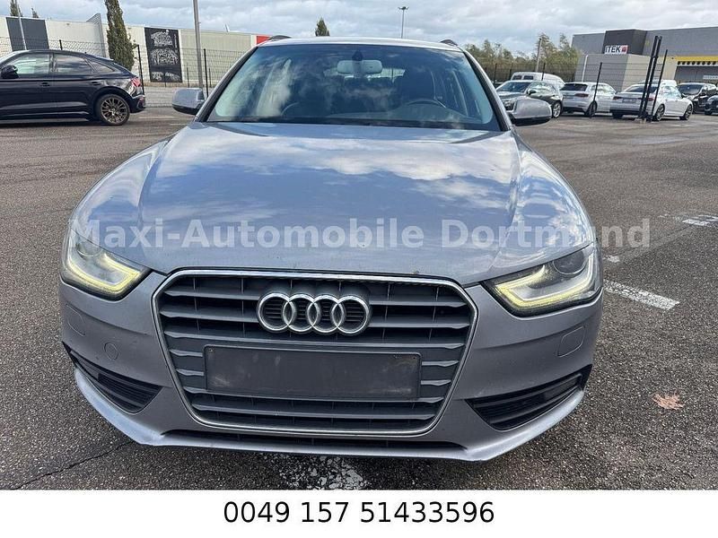 Gebraucht Audi A4 Attraction 136 PS (100 kW) 2015 Grau Kombi