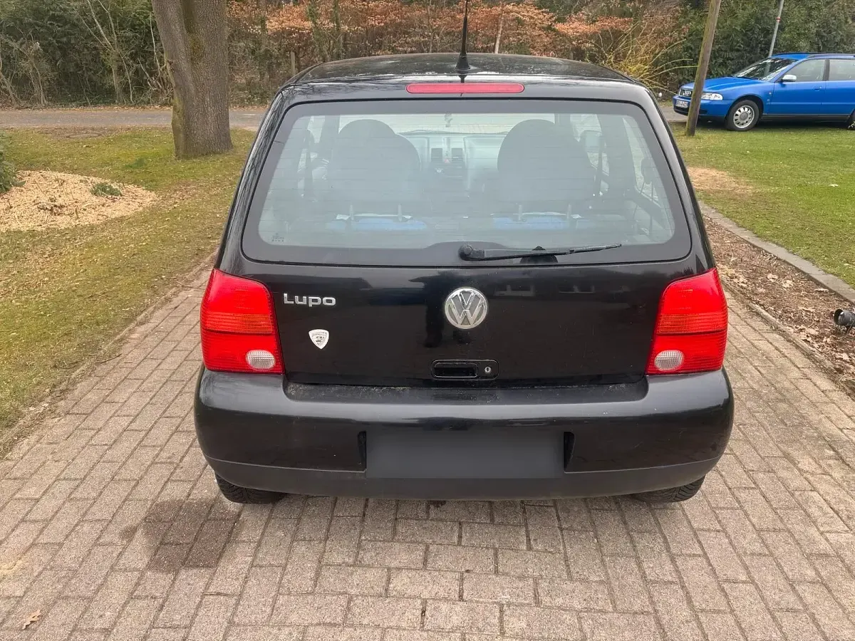 Używany VW Lupo 60 KM (44 kW) 2002 Czarny Hatchback
