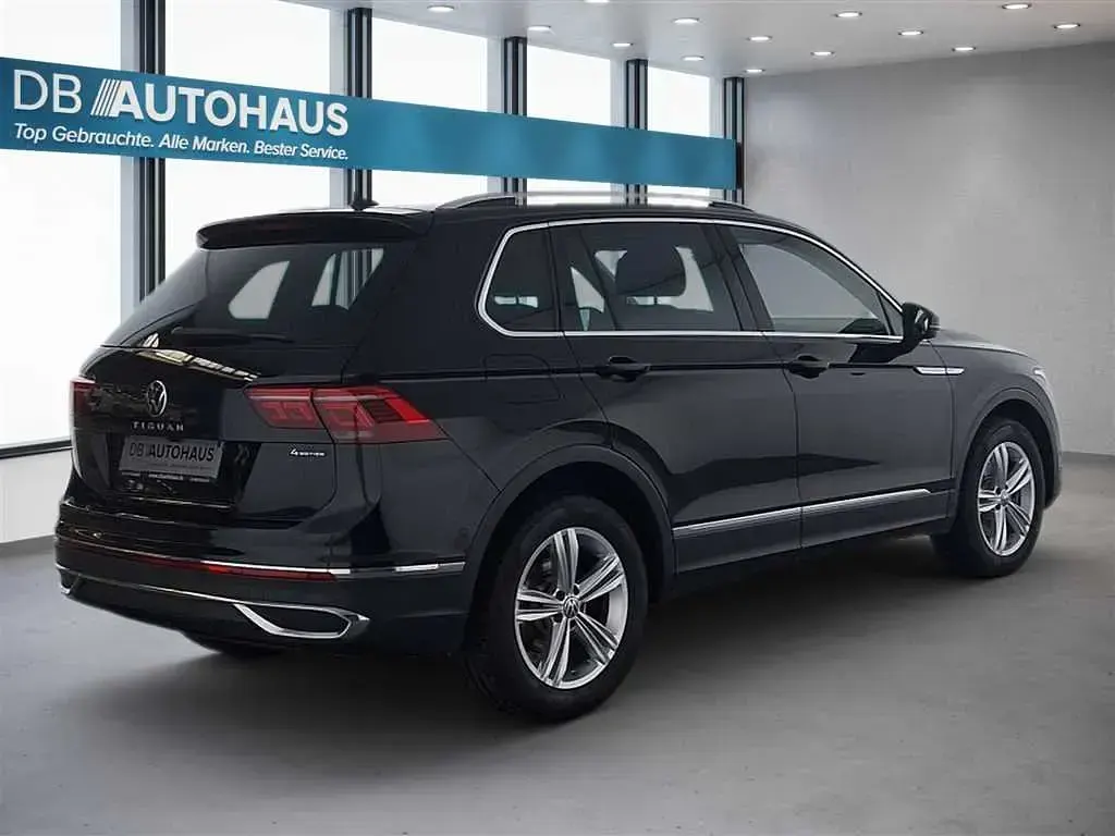 Second-hand VW Tiguan Elegance 190 CP (139 kW) 2023 Negru SUV