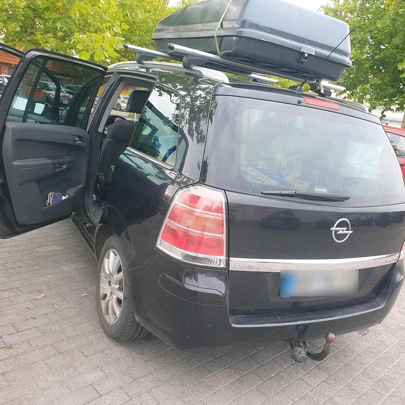 Gebraucht Opel Zafira 150 PS (110 kW) 2007 Schwarz Van / Kleinbus