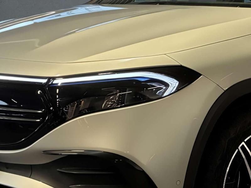 Gebraucht Mercedes EQA300 AMG 167 kW (228 PS) 2024 Silber SUV