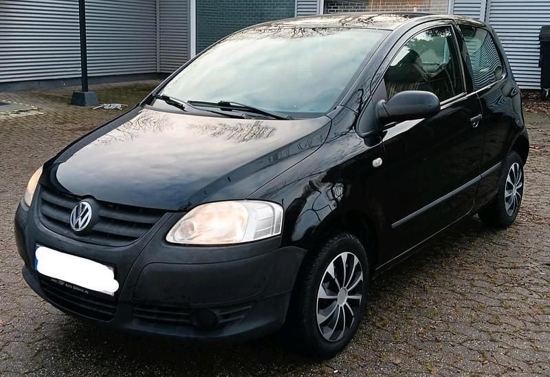 Second-hand VW Fox 66 CP (48 kW) 2006 Negru Hatchback