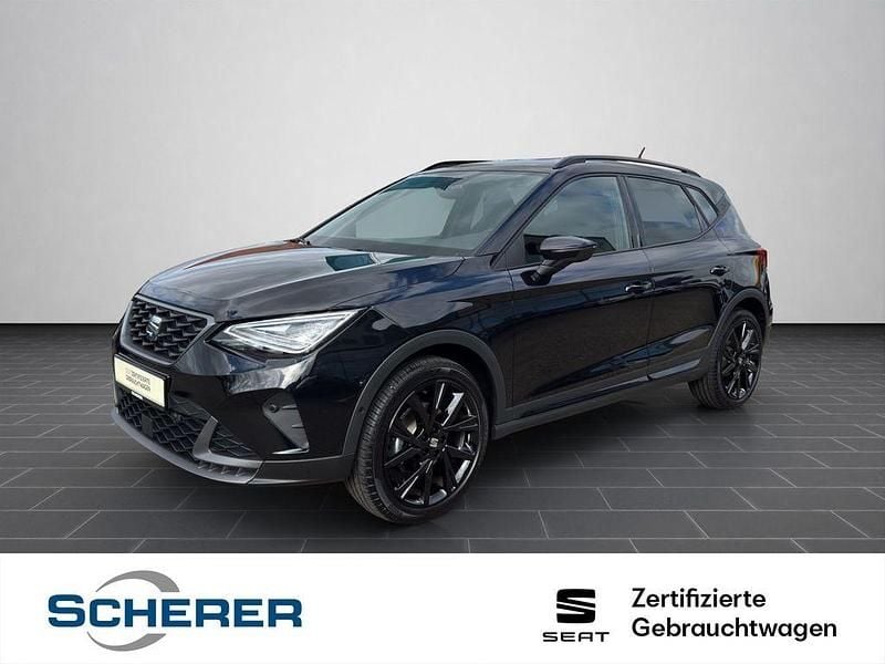 Mitternachtsschwarz (metallic) Gebraucht 2025 Seat Arona Black Edition SUV | 28.700 € (Etwas zu teuer) - Bild 1/4