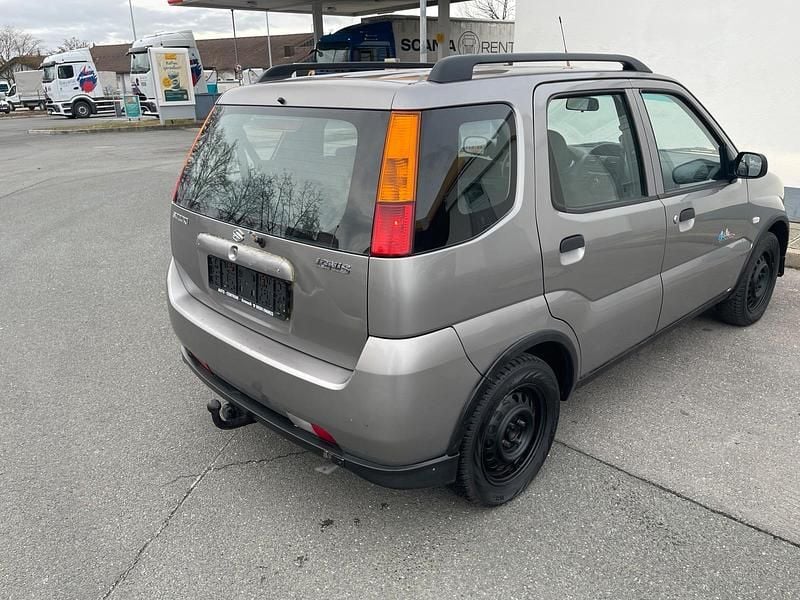 Gebraucht Suzuki Ignis 105 PS (77 kW) 2003 Silber Kleinwagen