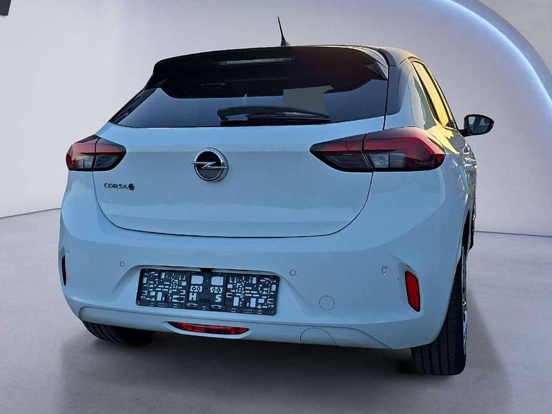 Gebraucht Opel Corsa-e Edition 100 kW (136 PS) 2023 Jade weiss Kleinwagen