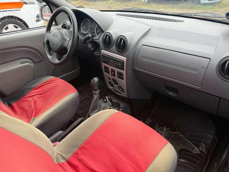 Gebraucht Dacia Logan Basis 75 PS (55 kW) 2007 Orange Kombi