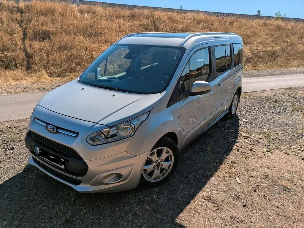 Gebraucht Ford Tourneo Titanium 120 PS (88 kW) 2016 Grau Van / Kleinbus