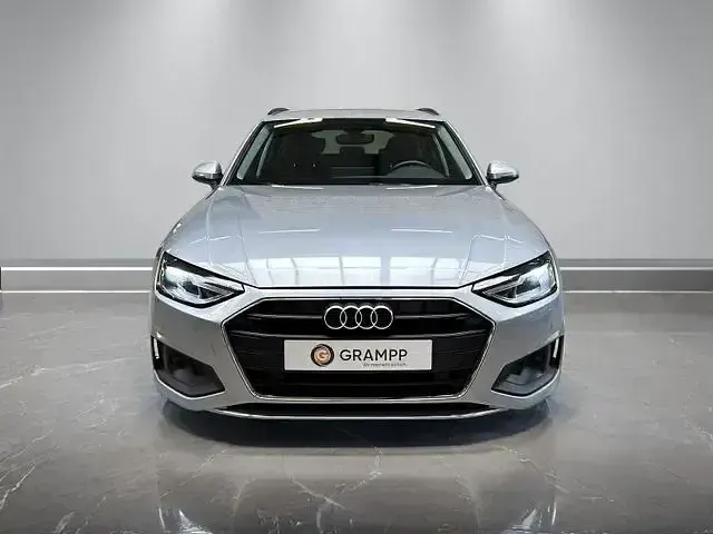 Gebraucht Audi A4 Ambiente 163 PS (119 kW) 2024 Silber Kombi
