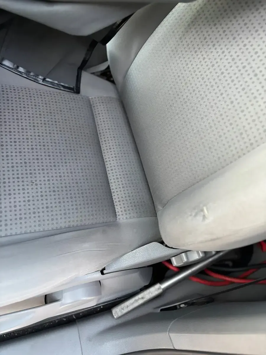 Gebraucht VW Caddy 140 PS (102 kW) 2010 Silber Van / Kleinbus