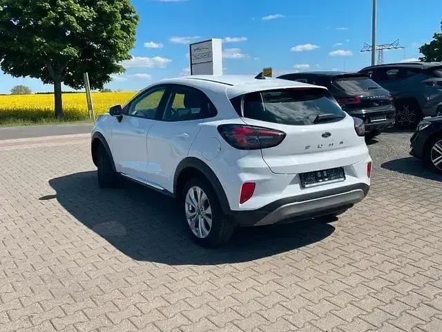 Używany Ford Puma Titanium 125 KM (91 kW) 2020 Biały SUV