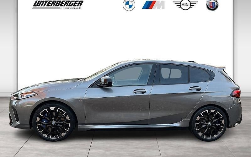 Gebraucht BMW M135 Performance 300 PS (220 kW) 2025 Grau Kleinwagen