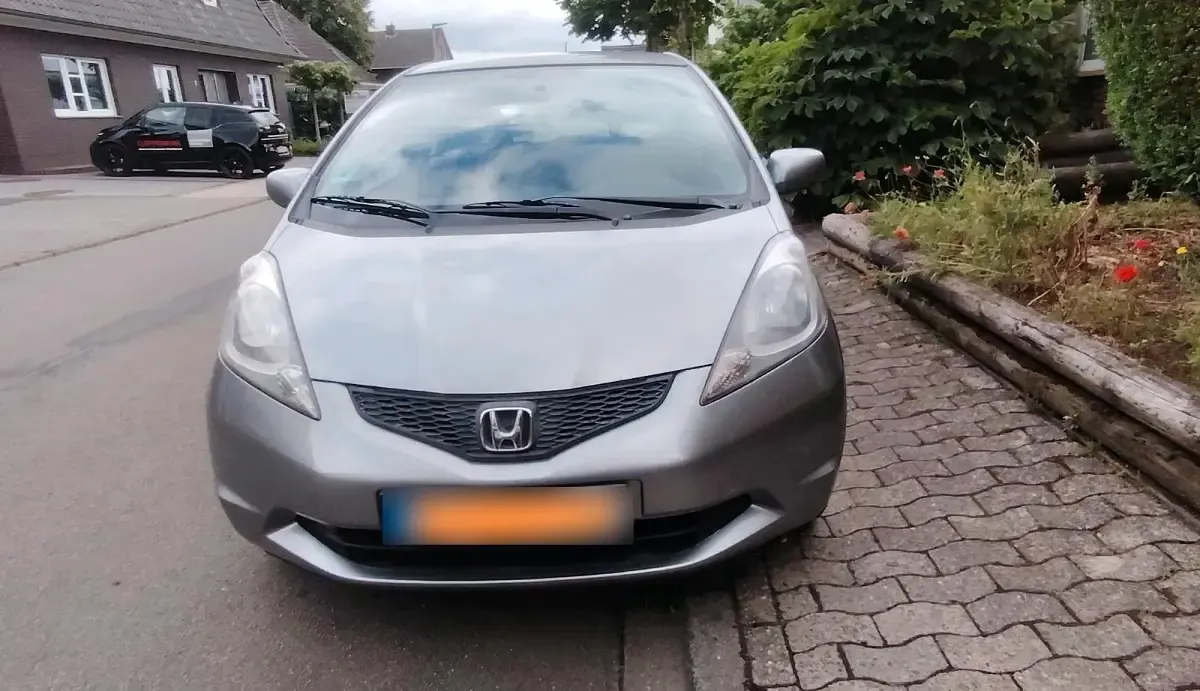 Gebraucht Honda Jazz 90 PS (66 kW) 2011 Silber Kleinwagen
