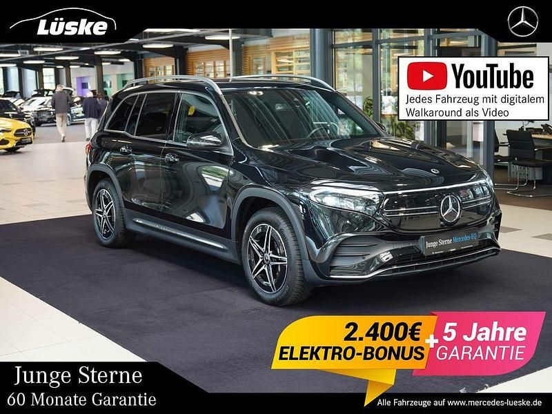 Kosmosschwarz Gebraucht 2024 Mercedes EQB300 AMG line SUV | 36.400 € (Guter Preis) - Bild 1/4
