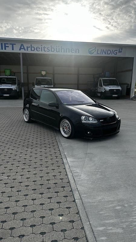 Schwarz Gebraucht 2008 VW Golf V Edition | 8.800 € - Bild 1/4