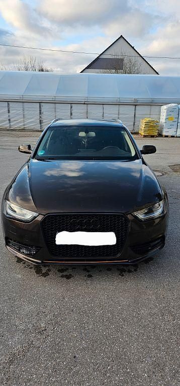 Gebraucht Audi A4 Sport 143 PS (105 kW) 2013 Braun Kombi