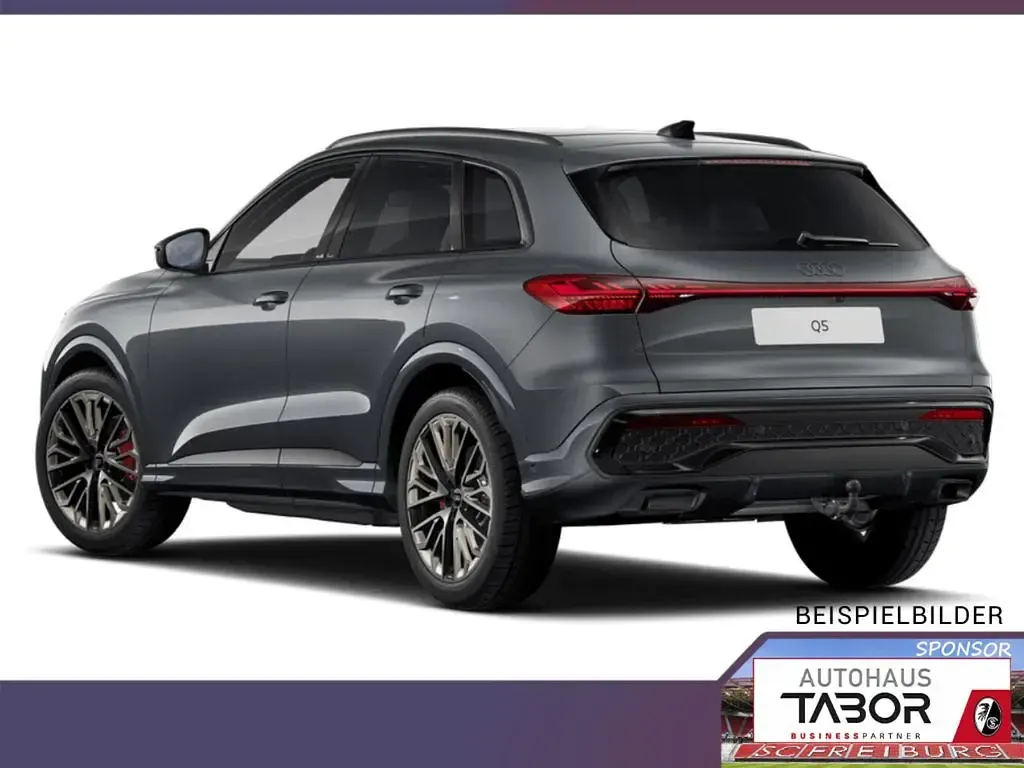 Gebraucht Audi Q5 Ambiente 204 PS (150 kW) 2024 Arkonaweiß SUV