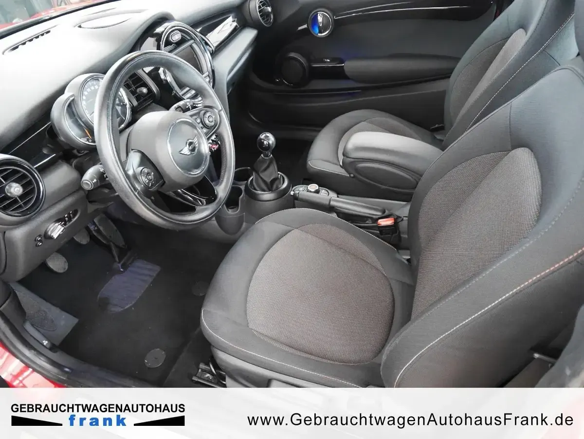 Gebraucht Mini One D 95 PS (69 kW) 2015 Blazing red ii metallic Kleinwagen