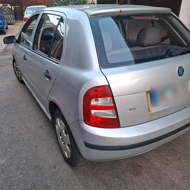 Gebraucht Skoda Fabia 75 PS (55 kW) 2003 Silber Limousine