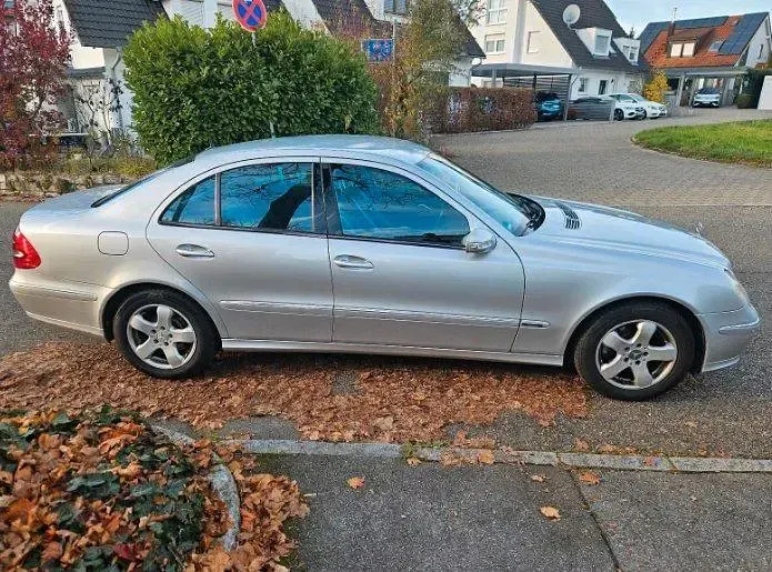 Gebraucht Mercedes 190 2003 Silber Limousine
