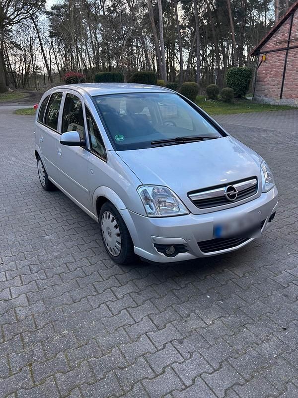 Gebraucht Opel Meriva 90 PS (66 kW) 2008 Silber Van / Kleinbus