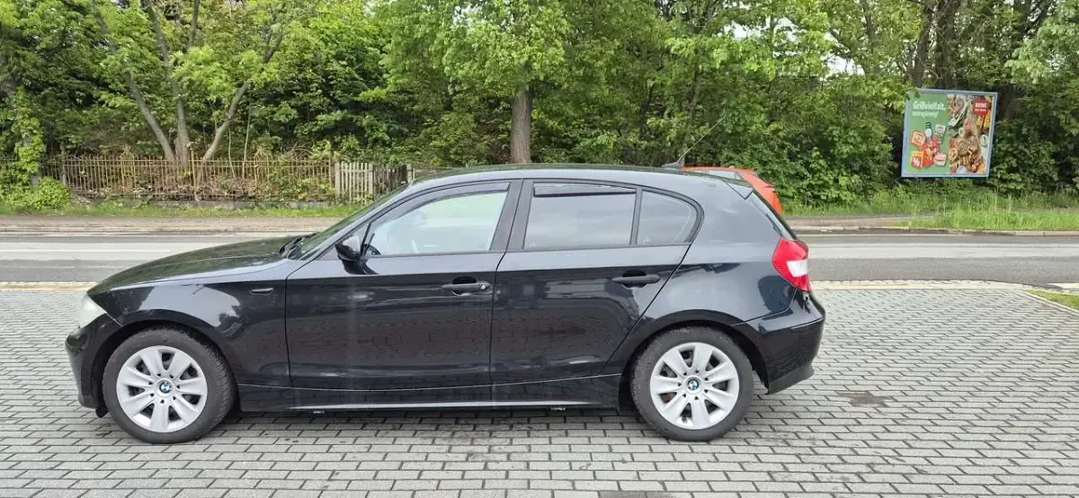 Gebraucht BMW 116 116 PS (85 kW) 2006 Black sapphire metallic Kleinwagen