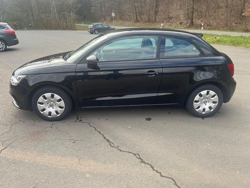 Gebraucht Audi A1 S-Line 86 PS (63 kW) 2012 Schwarz Kleinwagen