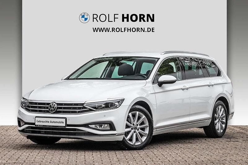 Usata VW Passat Elegance 150 CV (110 kW) 2021 Bianco Station wagon