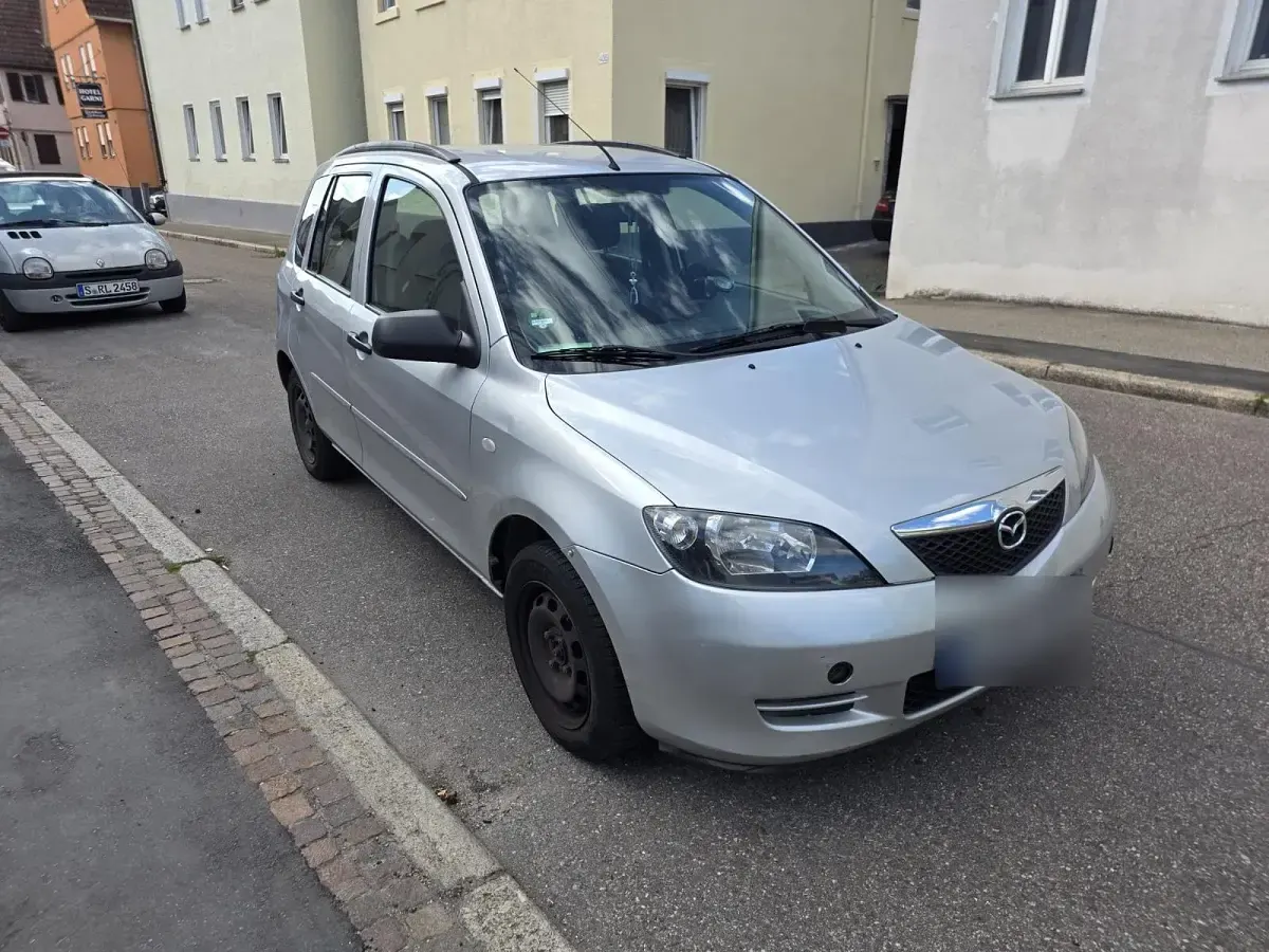 Gebraucht Mazda 2 80 PS (58 kW) 2004 Silber Kleinwagen