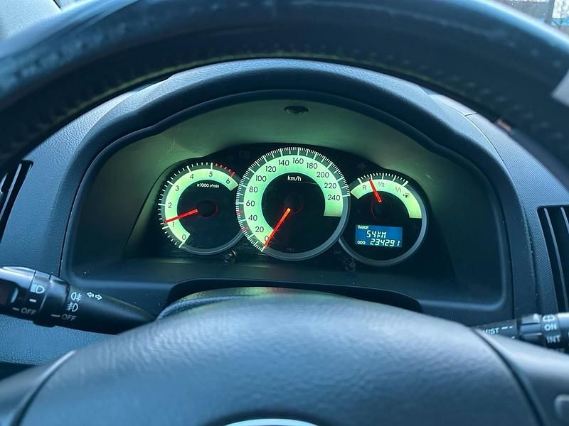 Gebraucht Toyota Corolla Verso 177 PS (130 kW) 2006 Schwarz Van / Kleinbus