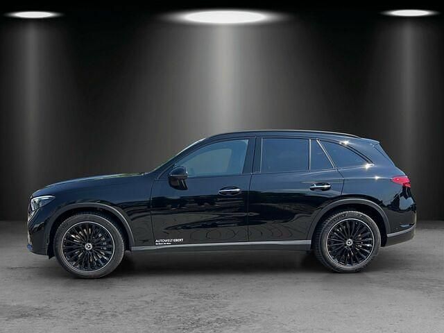 Gebraucht Mercedes GLC450 AMG 367 PS (269 kW) 2024 Lack obsidianschwarz SUV