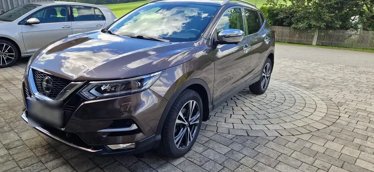 Gebraucht Nissan Qashqai N-Connecta 159 PS (116 kW) 2018 Braun SUV