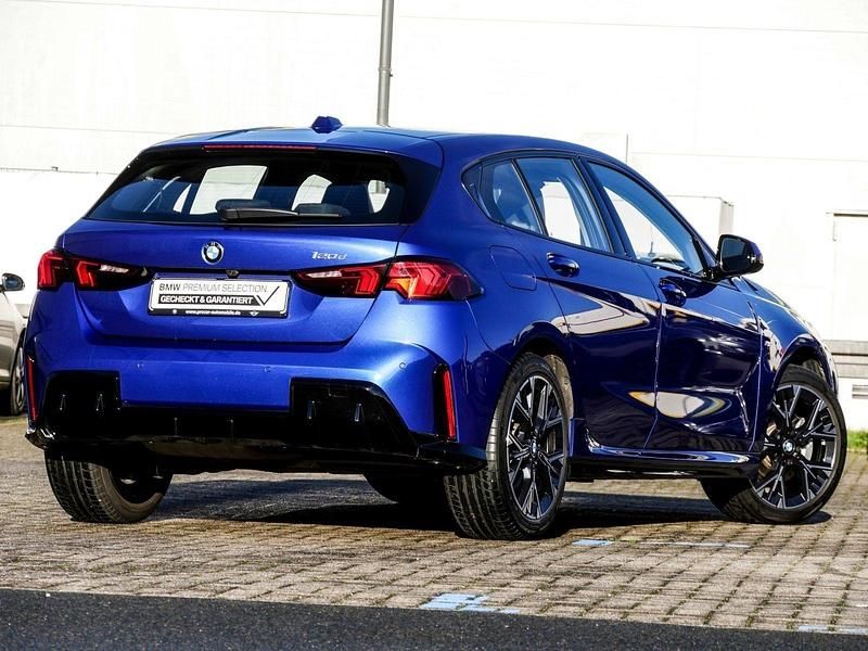 Gebraucht BMW 120 Efficient Dynamics 163 PS (119 kW) 2025 Blau Kleinwagen