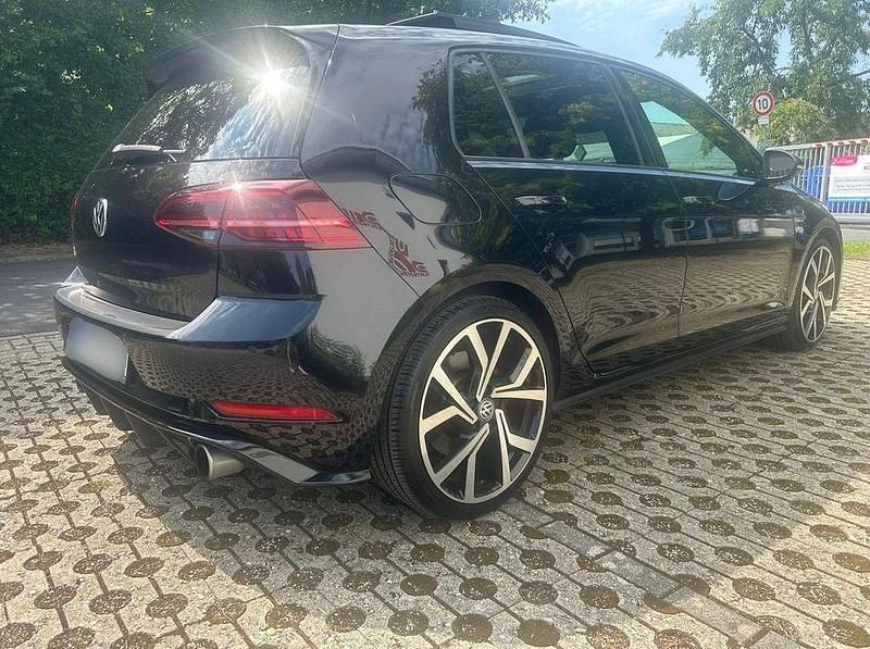 Gebraucht VW Golf VII GTI 245 PS (180 kW) 2017 Schwarz Limousine