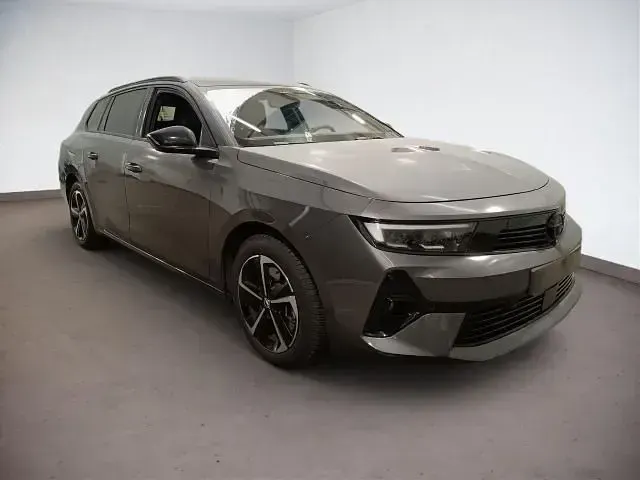 Gebraucht Opel Astra S 131 PS (96 kW) 2025 Grau/typ aussenverkleidung met Kombi