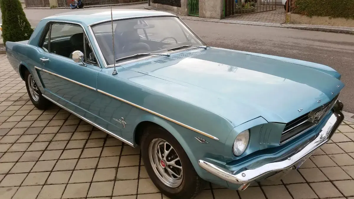 Gebraucht Ford V8 220 PS (161 kW) 1965 Blau Coupé