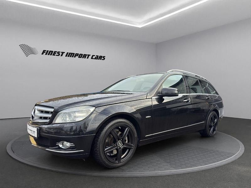 Gebraucht Mercedes C220 170 PS (125 kW) 2009 Schwarz Kombi