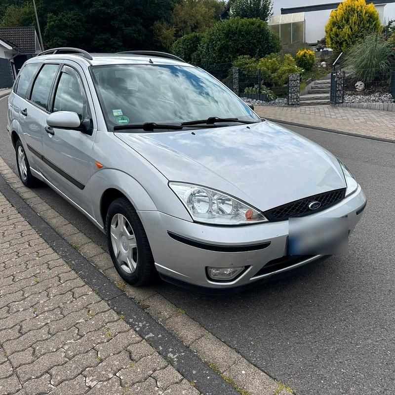 Silber Gebraucht 2005 Ford Focus Kombi | 1.850 € (Guter Preis) - Bild 1/4