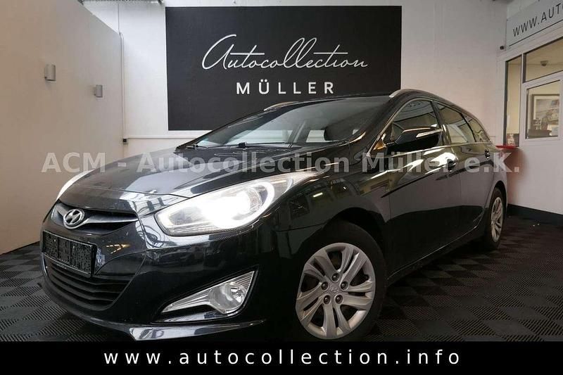 Schwarz Gebraucht 2012 Hyundai i40 Comfort Kombi | 4.997 € (Superpreis) - Bild 1/4