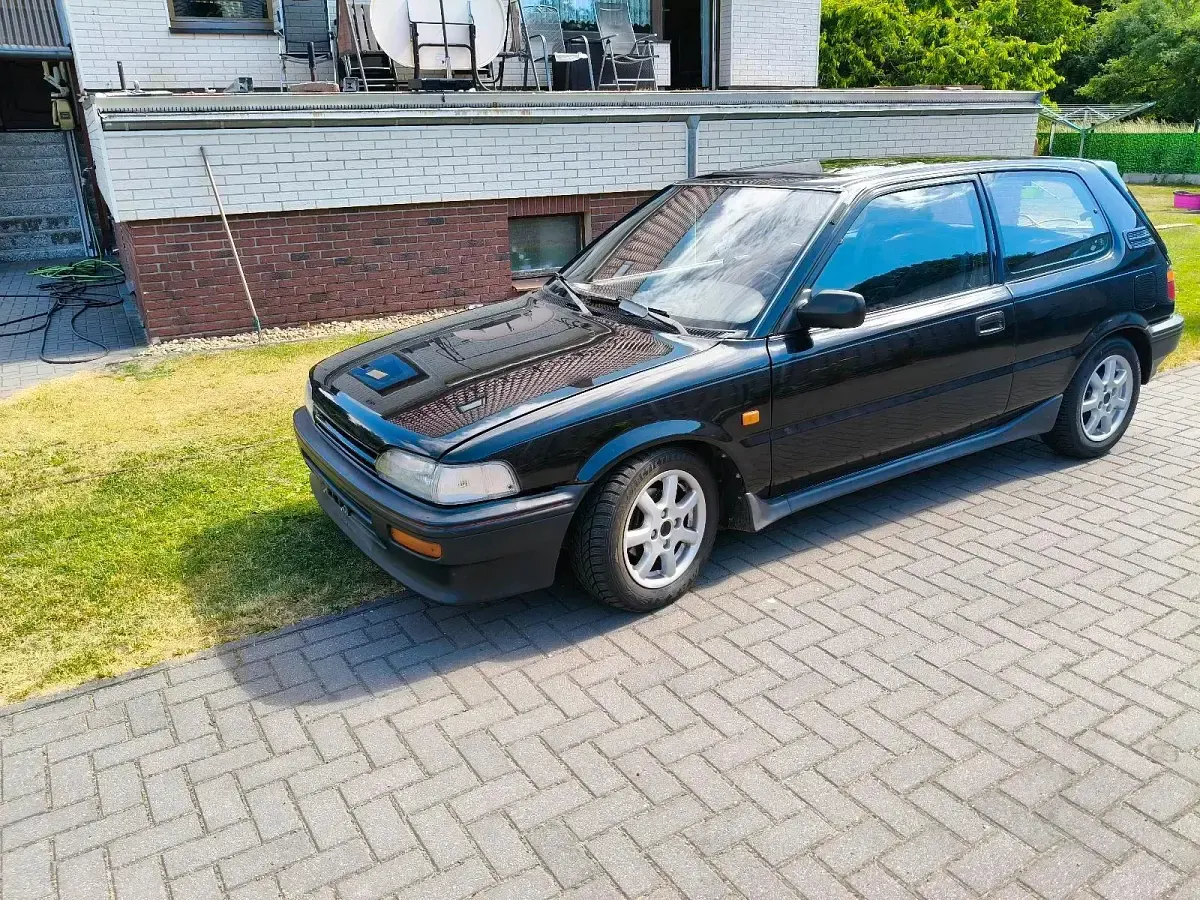 Gebraucht Toyota Corolla 105 PS (77 kW) 1992 Schwarz Kombi