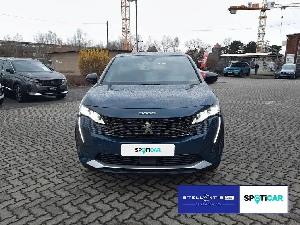 Gebraucht Peugeot 3008 Active 131 PS (96 kW) 2024 Blau SUV