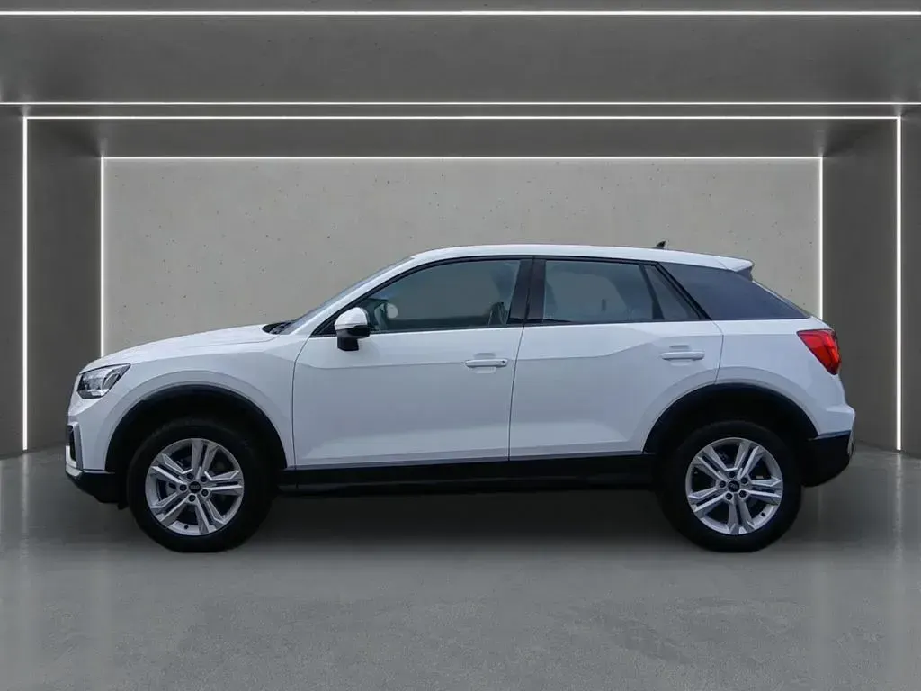 Neu Audi Q2 150 PS (110 kW) 2026 Weiß SUV
