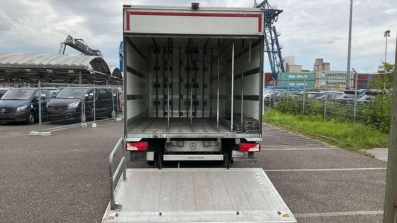 Gebraucht Mercedes Sprinter 163 PS (119 kW) 2018 Weiß Van