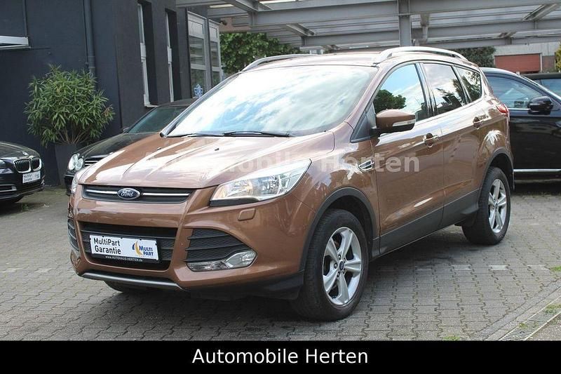 Gebraucht Ford Kuga SYNC Edition 150 PS (110 kW) 2015 Braun SUV